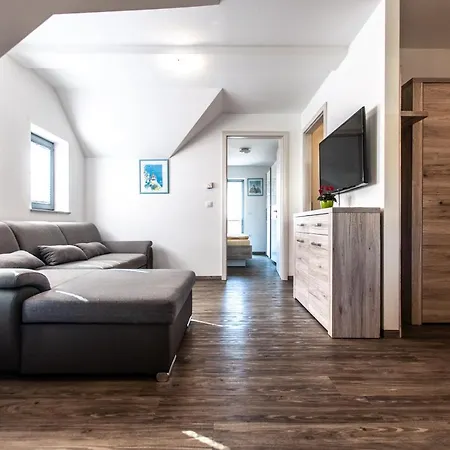 Francka Apartamento *
