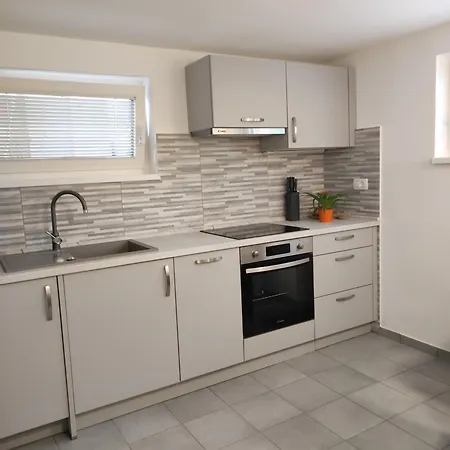 아파트 Francka 보히니